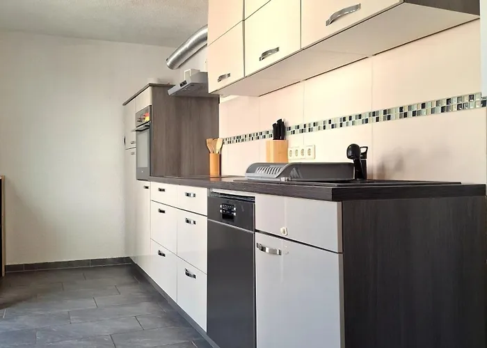 Großzügiges In Groß Rosenburg *