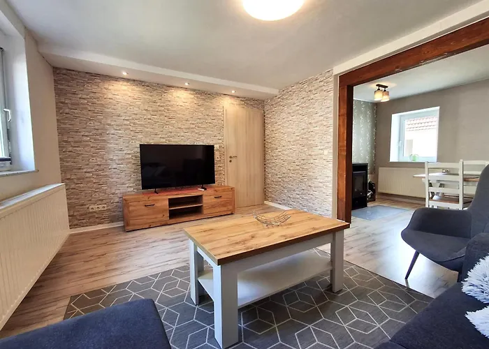 Großzügiges In Groß Rosenburg *